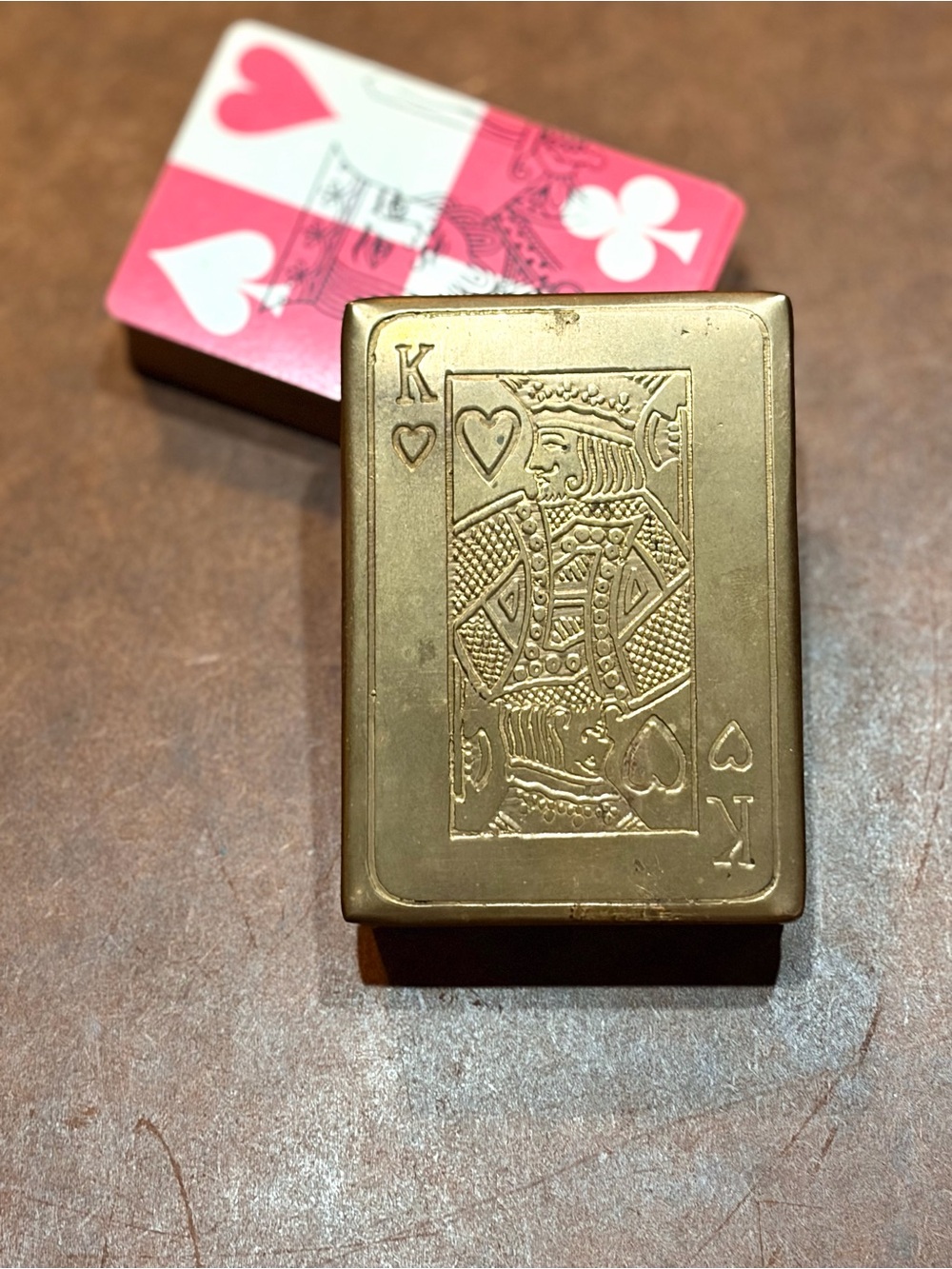 Vintage-🃏♥️ Etched Brass King of Hearts Playing Card Guard Case Holder ♣️♦️
